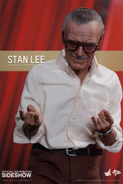 http://www.sideshowtoy.com/assets/products/902580-stan-lee/lg/stan-lee-sixth-scale-hot-toys-902580-12.jpg