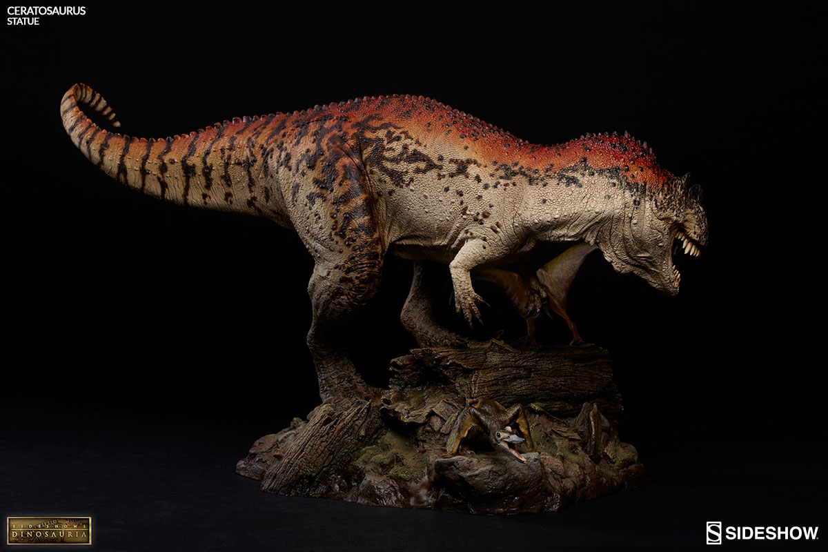 [Bild: dinosauria-ceratosaurus-statue-sideshow-200363-05.jpg]