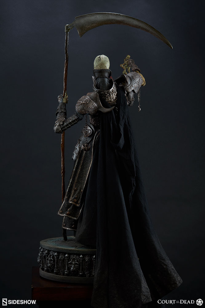 http://www.sideshowtoy.com/assets/products/400283-exalted-reaper-general/lg/cotd-exalted-reaper-general-demithyle-legendary-scale-400283-07.jpg