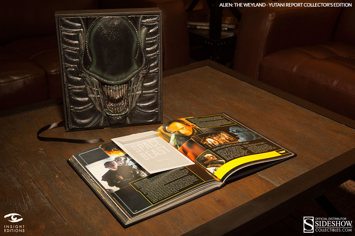 https://www.sideshowtoy.com/assets/products/902252-alien-the-weyland-yutani-report-collectors-edition/lg/902252-alien-the-weyland-yutani-report-collectors-edition-002.jpg