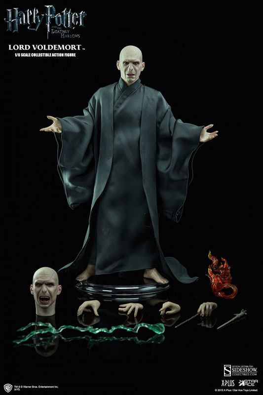 http://www.sideshowtoy.com/assets/products/902318-lord-voldemort/lg/902318-lord-voldemort-010.jpg