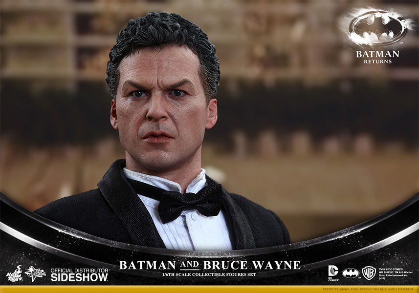 https://www.sideshowtoy.com/assets/products/902400-batman-and-bruce-wayne/lg/902400-batman-and-bruce-wayne-013.jpg
