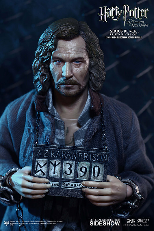 http://www.sideshowtoy.com/assets/products/902445-sirius-black-prisoner-version/lg/902445-sirius-black-prisoner-version-03.jpg