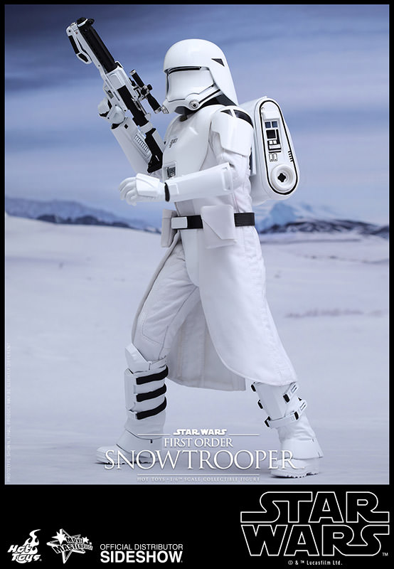 https://www.sideshowtoy.com/assets/products/902551-first-order-snowtrooper/lg/star-wars-first-order-snowtrooper-hot-toys-902551-02.jpg
