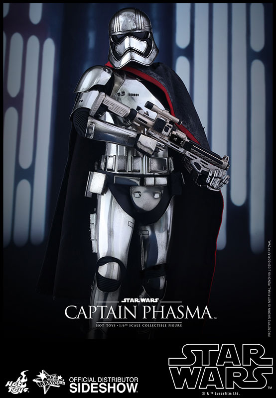 The Official Star Wars Thread - Page 17 Star-wars-captain-phasma-sixth-scale-hot-toys-902582-04