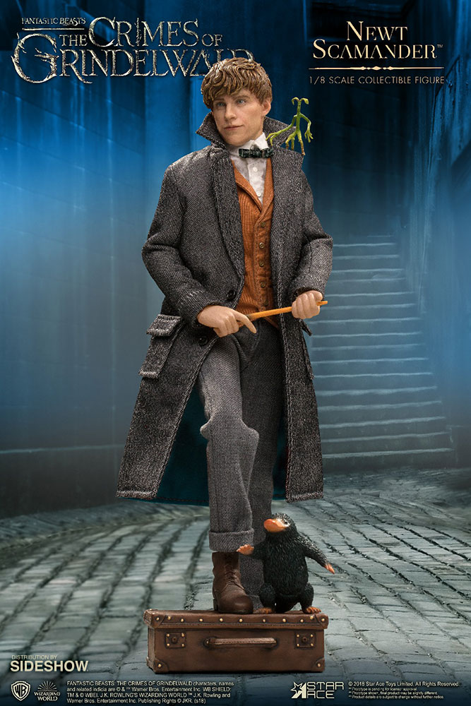 https://www.sideshowtoy.com/assets/products/904186-newt-scamander/lg/fantastic-beasts-the-crimes-of-grindelwald-newt-scamander-collectible-figure-star-ace-904186-04.jpg