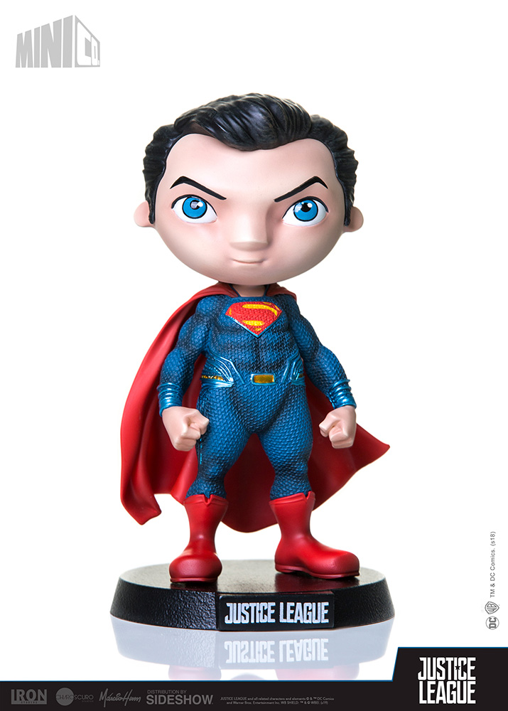 Superman Mini Co Statue by Sideshow Collectibles and Iron Studios